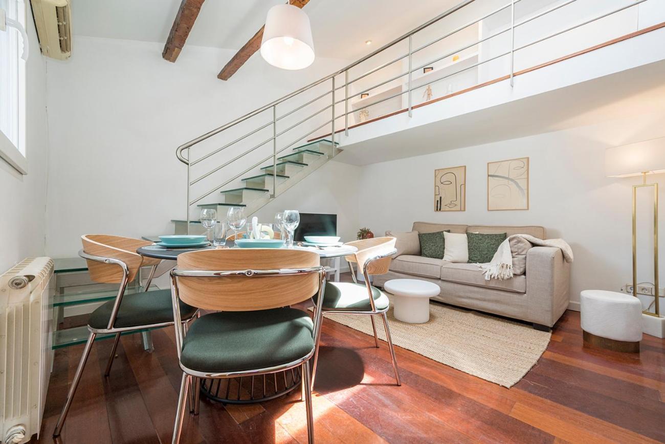 マドリードPrecioso Apartamento En Plena Calle Fuencarralアパートメント エクステリア 写真