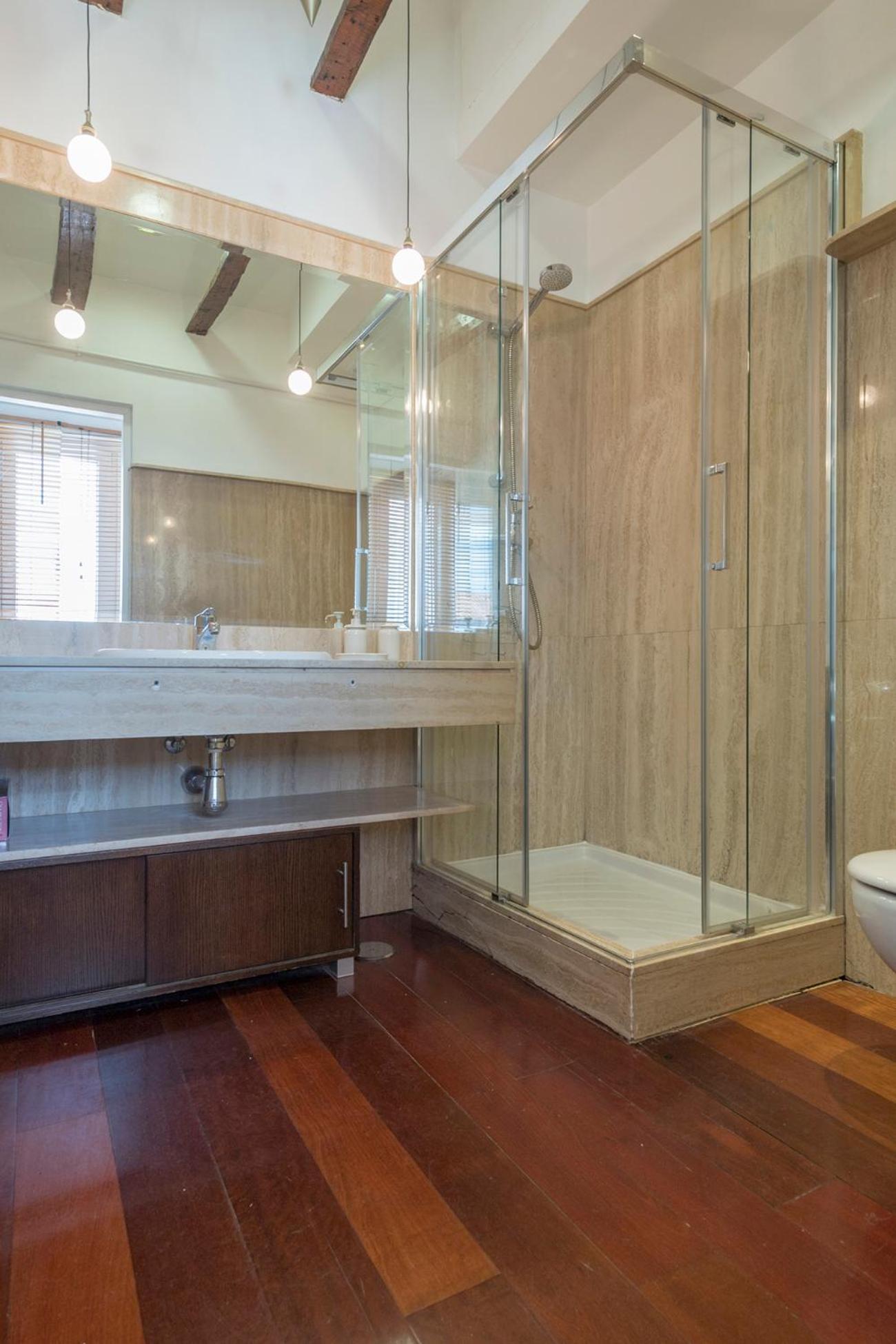 マドリードPrecioso Apartamento En Plena Calle Fuencarralアパートメント エクステリア 写真
